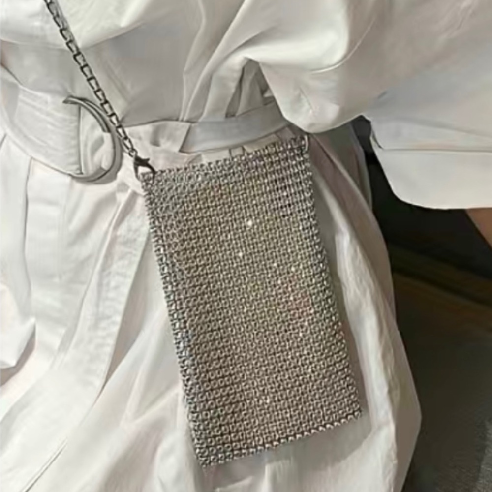 Gorgeous boutique full rhinestone lined crossbody phone purse with chain NWT